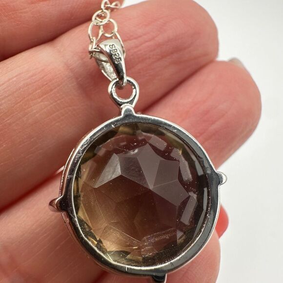 Stunning 18mm Round cut Smokey Quartz pendant and necklace in solid sterling! - Picture 9 of 13